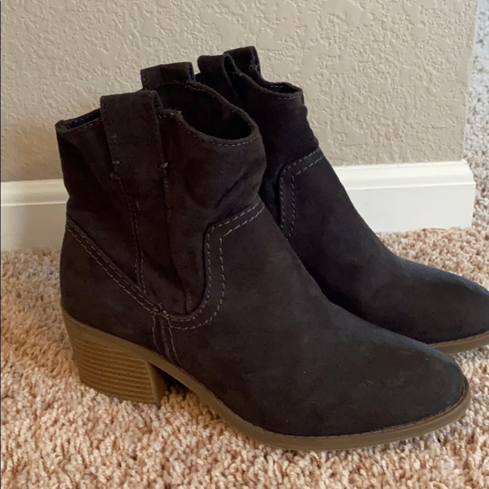 Dark green/gray Boots